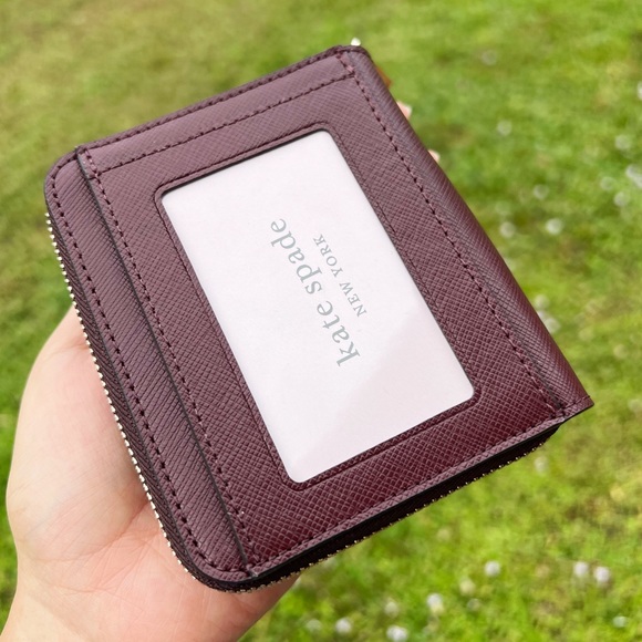 NWT Kate Spade ♠️ Wallet - Picture 2 of 4